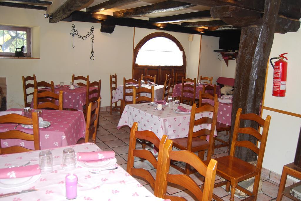 Hostal Ezkurra Exterior foto